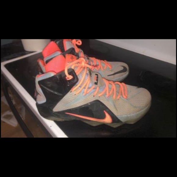 Nike shoes